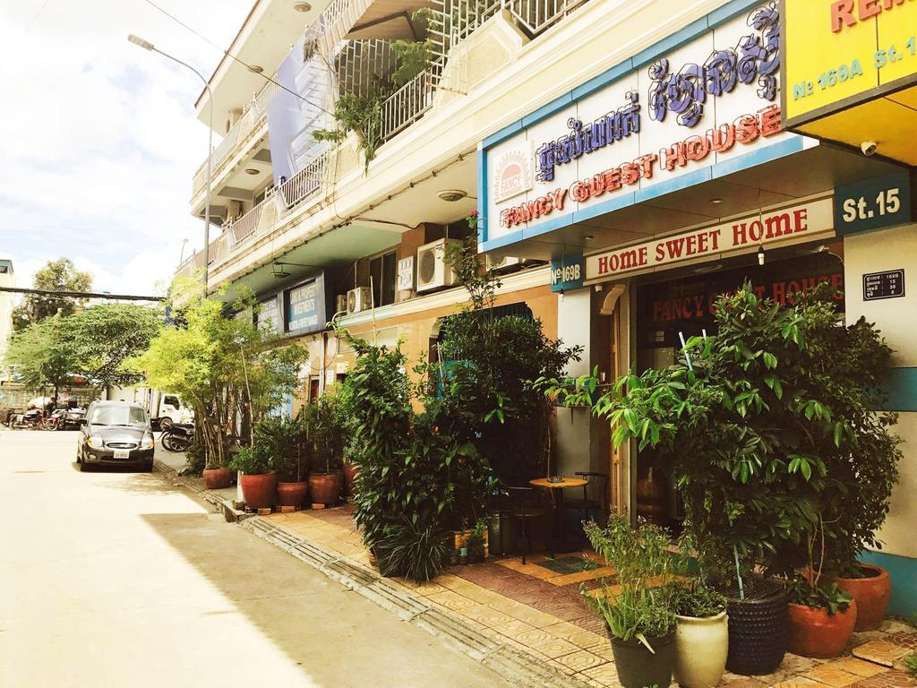 Fancy Guesthouse Phnom Penh Ngoại thất bức ảnh