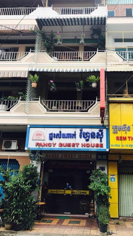 Fancy Guesthouse Phnom Penh Ngoại thất bức ảnh